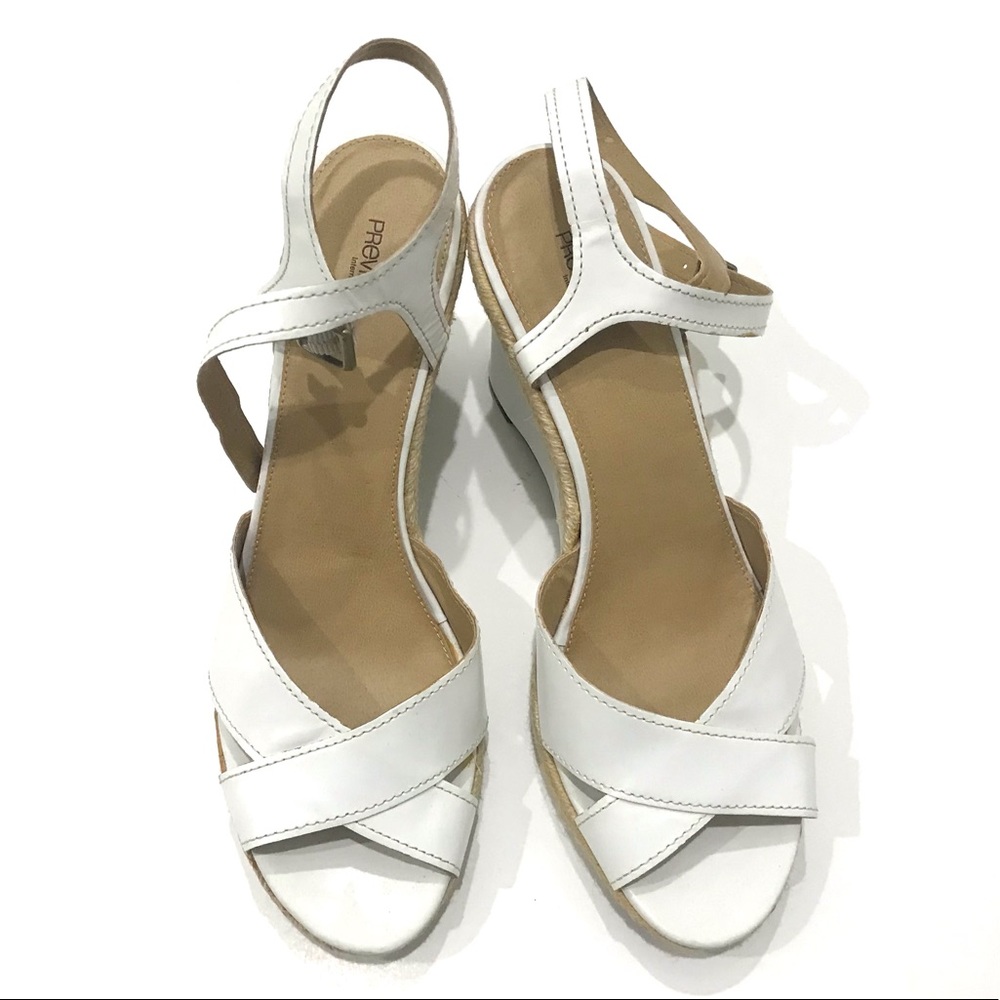 NWT White Wedge sandals Size 12M